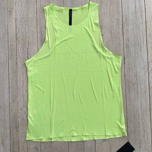 Men’s Lululemon rare tank size XL (green color)
